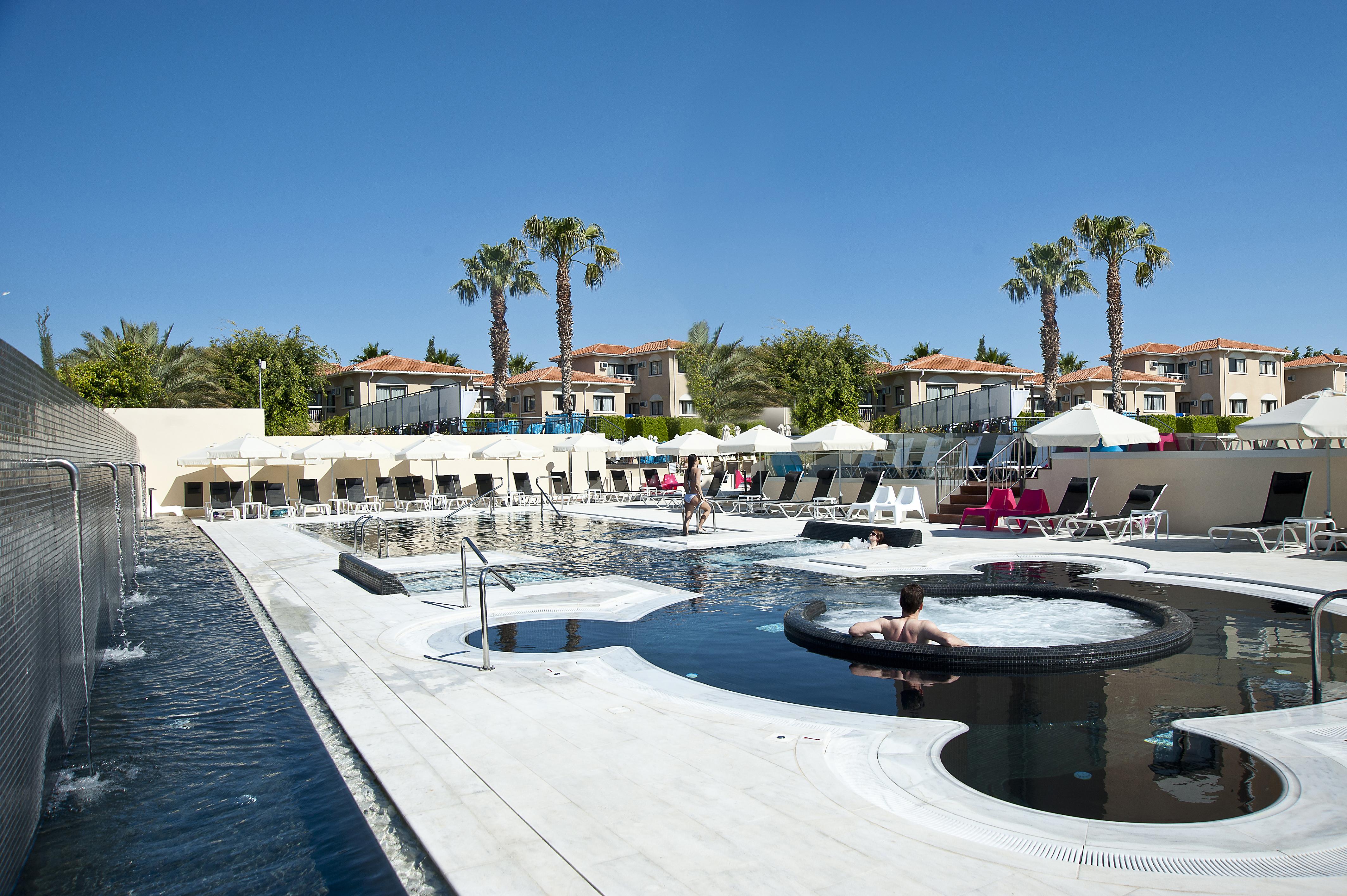 King Jason Paphos - Designed For Adults By Louis Hotels Exterior photo